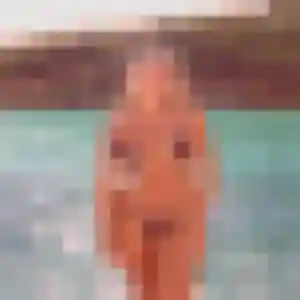 Kenza, 24 ans, disponible à Thérouldeville pour un plan cul