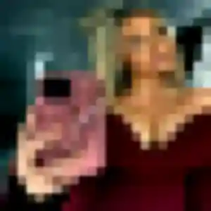 Contacte Inaya, 24 ans à Thun-l'Évêque gratuitement