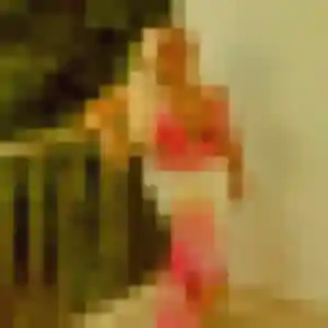 plan cul à Thuret : profil de Anissa, 30 ans - accès libre