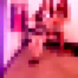 Elena, 23 ans, connectée à Tiercé pour une rencontre coquine