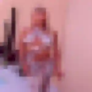 Mia, femme de 27 ans veut plan cul à Tignieu-Jameyzieu