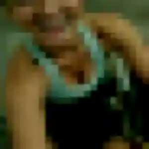 Contacte Tessa, 32 ans à Tinténiac en privé