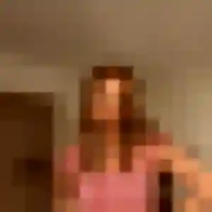 Lena, 23 ans, disponible à Tomblaine pour un plan cul