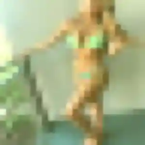 Sexy Enora, 21 ans à Touquin - voir sa photo
