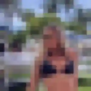 Photo exclusive de Justine, 30 ans à Tours-en-Savoie - plan discret