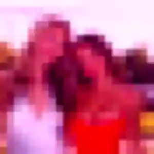 Photo de Perrine à Tours-en-Savoie (23 ans) - plan cul gratuit