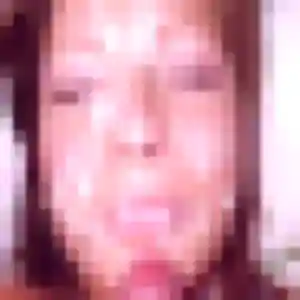Eva, 21 ans, connectée à Toussus-le-Noble pour une rencontre coquine