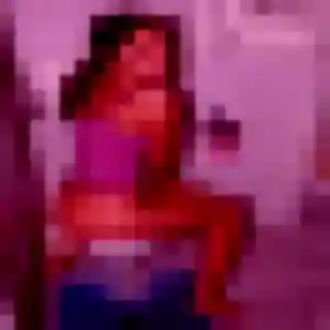 Charmante Mia, 23 ans à Trans-en-Provence - voir sa photo