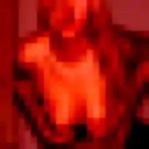 Julie, femme de 26 ans cherche plan cul à Trégourez