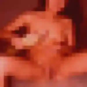 Manon, 25 ans, en ligne à Tucquegnieux pour une rencontre coquine