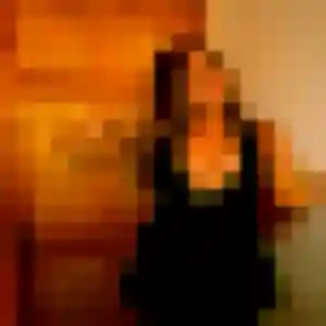 Louna, 26 ans, connectée à Uffheim pour une rencontre coquine