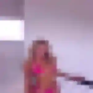 Photo de Daphne à Uhlwiller (25 ans) - plan cul discret