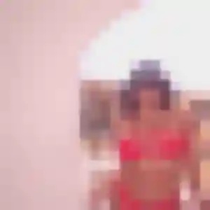 Yasmine, 27 ans, cherche un plan cul à Urmatt