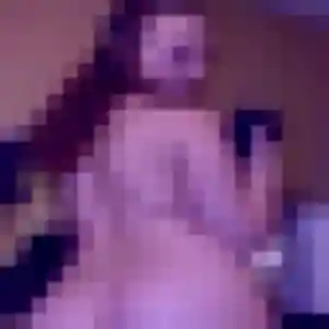 Alina, 23 ans, en ligne à Ussac pour une rencontre coquine