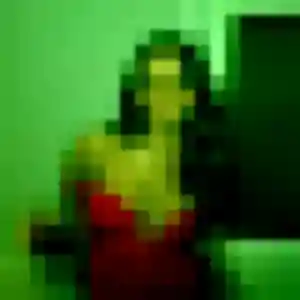 Photo de Safiya à Usson-du-Poitou (20 ans) - plan cul discret