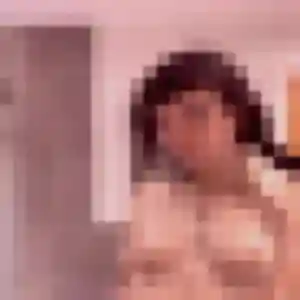 Inaya, fille de 22 ans cherche plan cul à Val d'Oingt