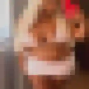Sexy Emma, 30 ans à Val-de-Dagne - voir sa photo