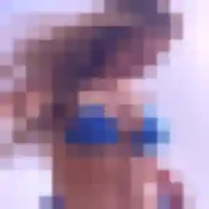 Julie, 23 ans, en ligne à Val Suran pour une rencontre coquine