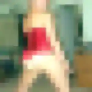 Rencontre Feriel, 28 ans à Valbonne en privé