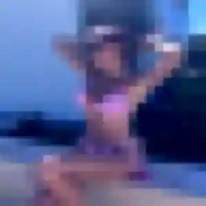 Romy, fille de 27 ans cherche plan cul à Vals-les-Bains