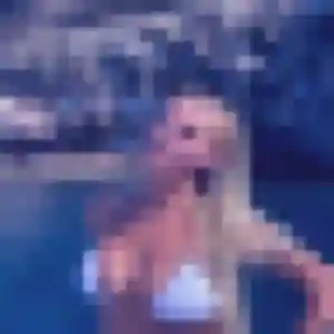 Charmante Capucine, 30 ans à Vaugrigneuse - voir sa photo