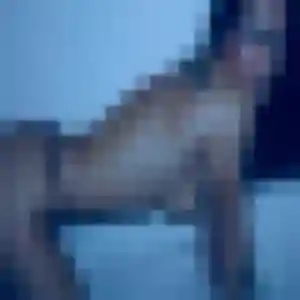 Elina, 20 ans, disponible à Vayres pour une rencontre coquine