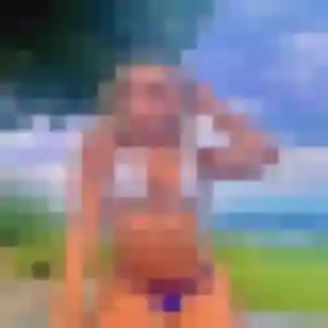 Leana, 21 ans, disponible à Vergèze pour une rencontre coquine