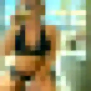 Emma, 30 ans, en ligne à Vesseaux pour une rencontre coquine