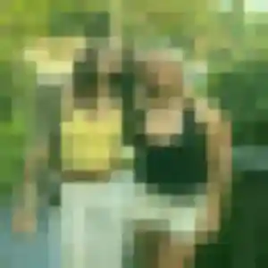 Rejoins Charlotte, 25 ans à Veyre-Monton en privé