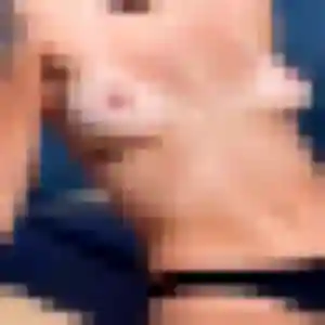 Contacte Sarah, 28 ans à Vicq-sur-Breuilh en privé