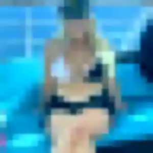 Contacte Safiya, 19 ans à Vidauban en privé