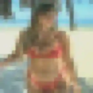 Mona, 26 ans, disponible à Vieu-d'Izenave pour un plan cul