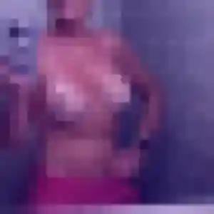 Charmante Soraya, 22 ans à Vigneux-sur-Seine - la contacter