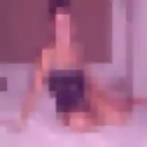 Rencontre Noemi, 34 ans à Villefranche-sur-Saône en privé