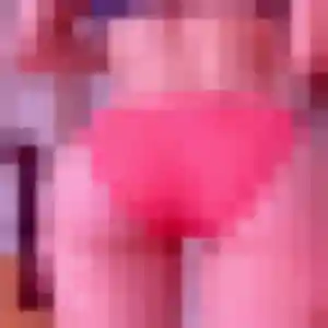 Naila, 19 ans, en ligne à Villegusien-le-Lac pour une rencontre coquine