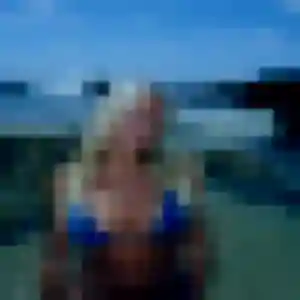 Cassandre, 24 ans, en ligne à Villers-en-Cauchies pour une rencontre coquine