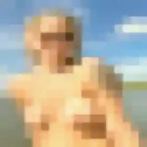 Photo privée de Chloe, 20 ans à Villiers-en-Lieu - rencontre coquine