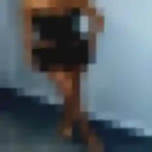 Rejoins Safiya, 25 ans à Villiers-le-Sec en privé