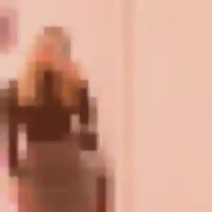 Charmante Alina, 35 ans à Vinzelles - voir sa photo
