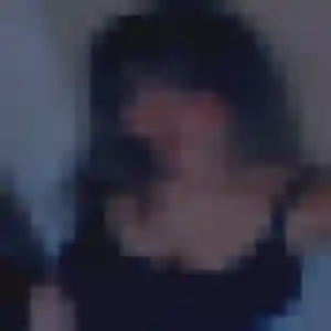 Daphne, fille de 35 ans propose plan cul à Viré