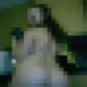 Photo sexy de Alina, 22 ans à Viterne - plan discret