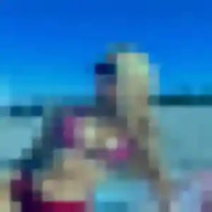 Solene, 19 ans, connectée à Voglans pour une rencontre coquine