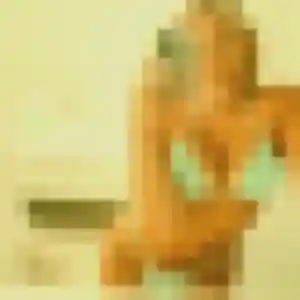 Cassandre, 19 ans, en ligne à Vron pour une rencontre coquine