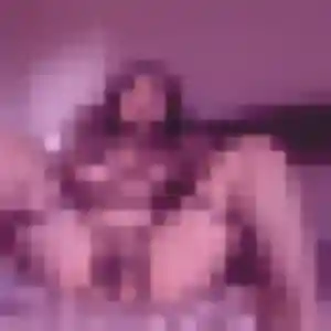Découvre Noemi, 30 ans à Yèvres en privé