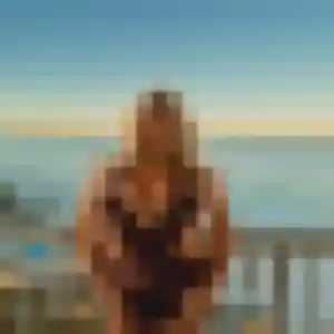 Alix, fille de 23 ans cherche plan cul à Yssandon