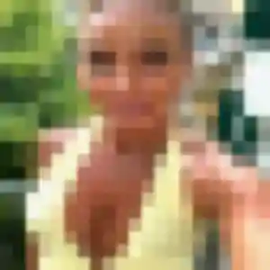 Anouk, 30 ans, disponible à Yvetot-Bocage pour une rencontre coquine